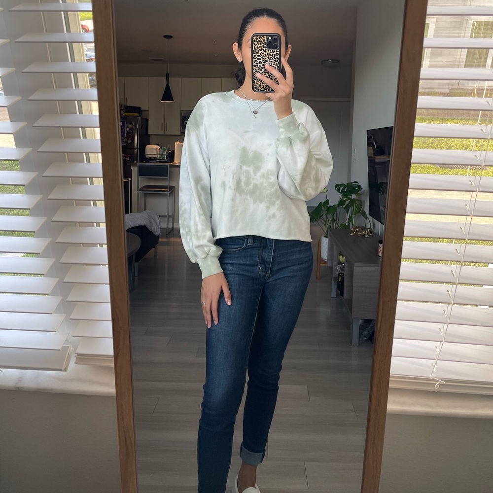 Abercrombie Cropped Soft A&F Green Tie Dye Sweatshirt